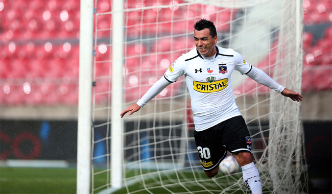 ¡A relajar la vena colocolinos!: Esteban Efraín confirma su permanencia en el “arbo campión”