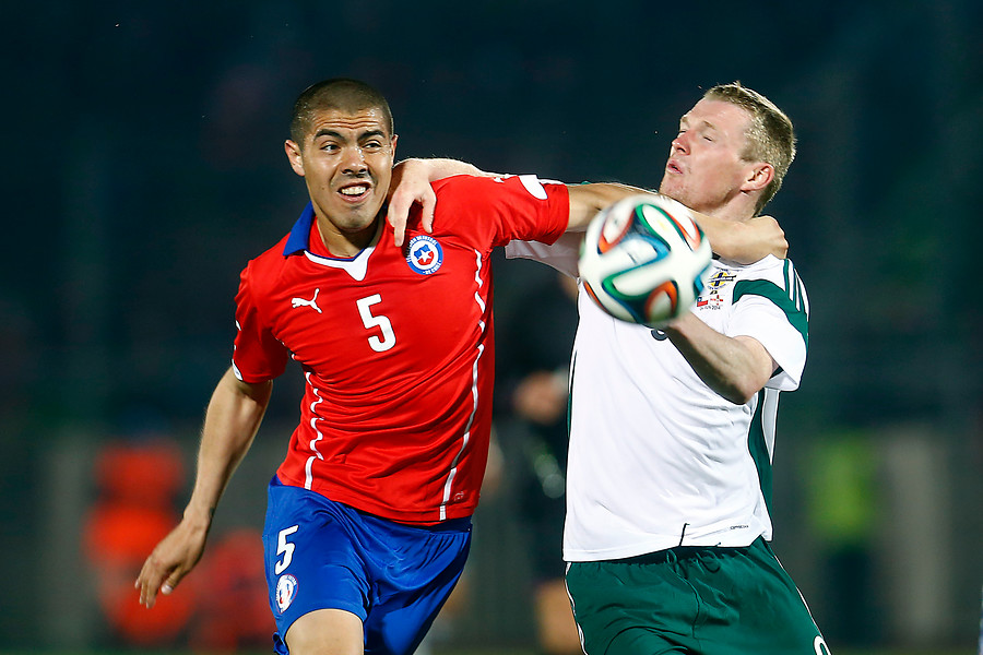 El “Gato” Silva emigra y será compañero de otro chileno en Europa