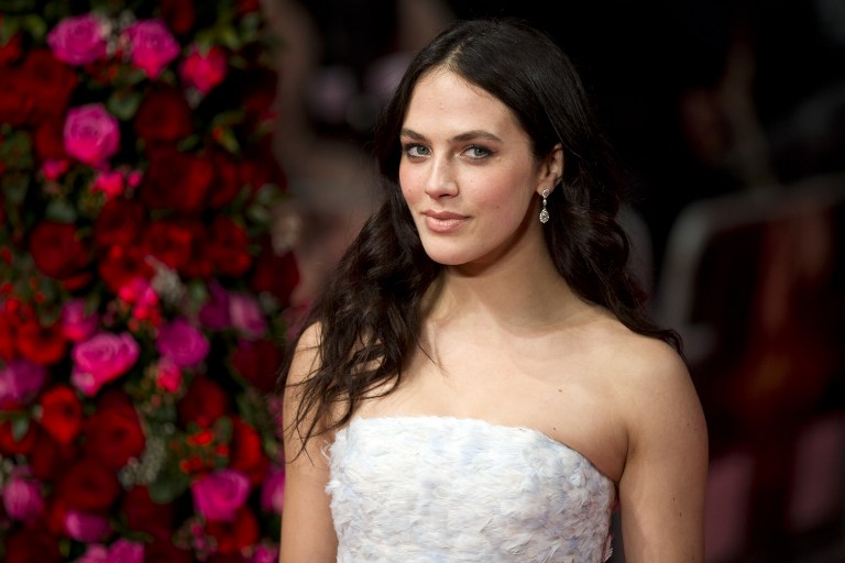 Filtran primeros videos hot hackeados: actriz de “Downton Abbey” es la víctima