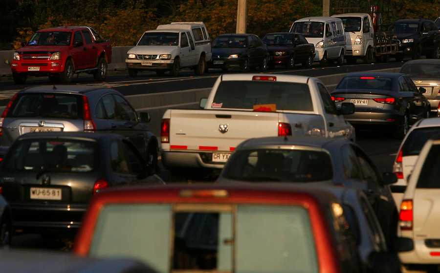 Ministro de Obras Públicas recalca medidas de contigencia vial para retorno de automovilistas