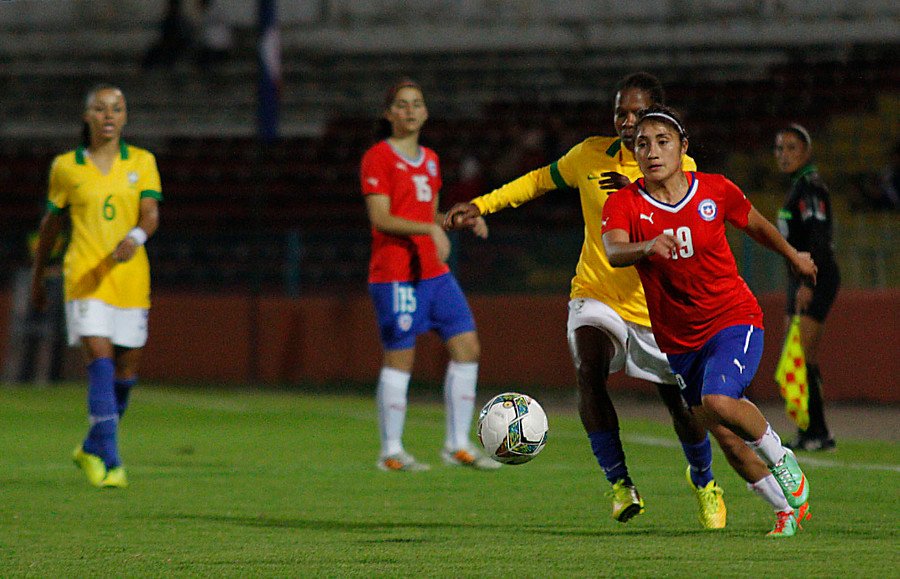 La 'Roja' cayó ante Brasil por la Copa América femenina 'Ecuador 2014'