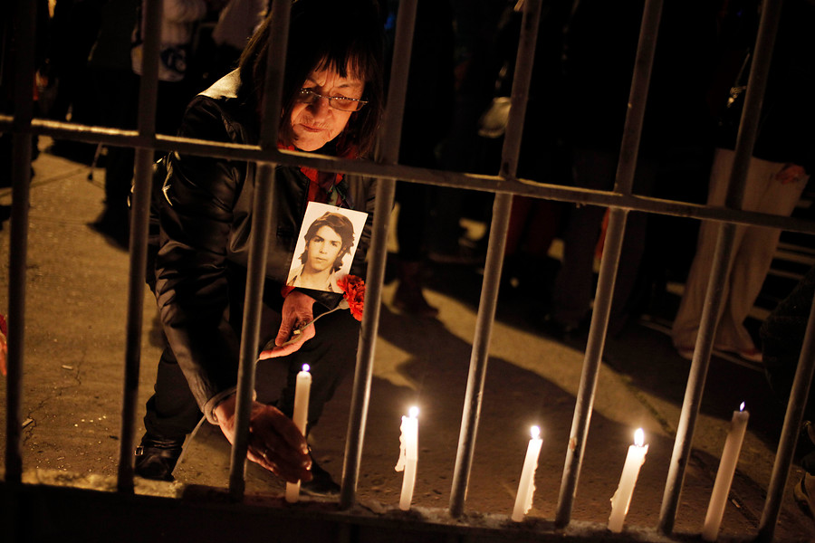 La agridulce conmemoración del 11 de septiembre: desde velatones hasta disturbios