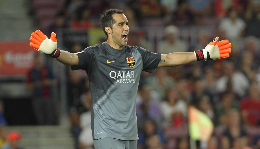 Referente dentro y fuera de la cancha: La cábala de Claudio Bravo que emociona al mundo