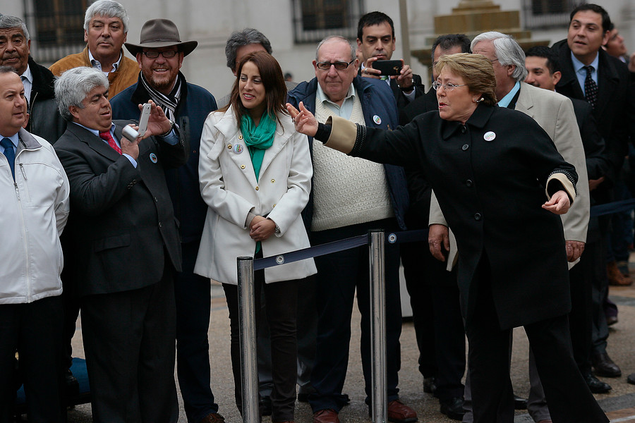 Bachelet promulga ley que oficializa a la rayuela como deporte nacional