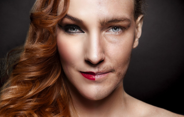 Rostros de TV chilena se vuelven andróginos en revista de moda