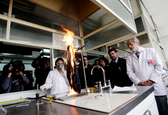 Halloween: Retienen más de mil disfraces y advierten sobre productos inflamables