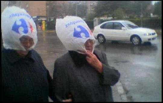 Divertidos memes encendieron redes sociales tras caso sospechoso de ébola en Chile