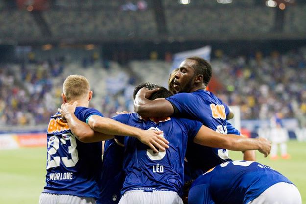 La celebración del 'gol inexistente' que causa risas en el fútbol brasileño