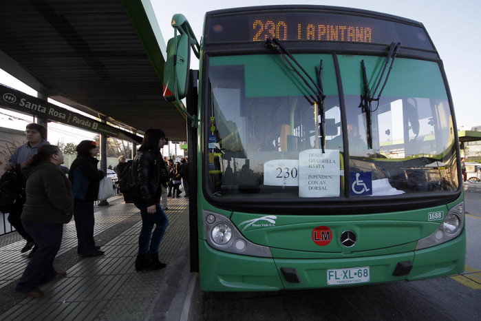 Transantiago tiene el quinto pasaje más caro de América Latina