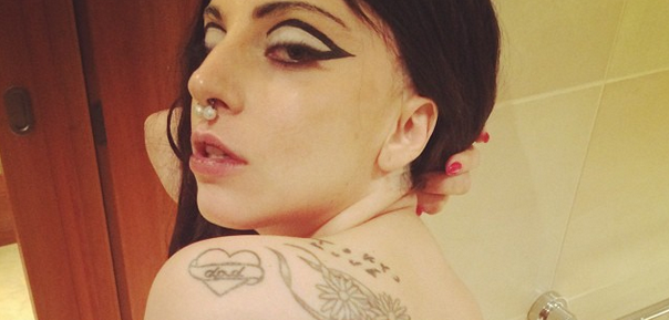 Lady Gaga revela su último y “aterrador” tatuaje