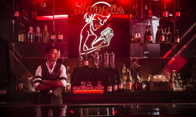 Ricky Martin lanza nuevo video a través de Twitter y emprende vuelo a nuestro país