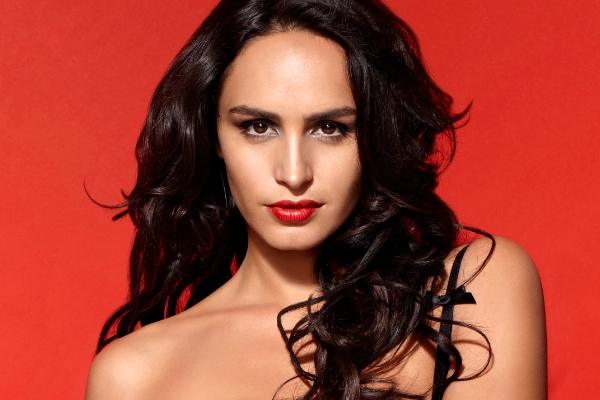 El duro momento amoroso que enfrenta la actriz Fernanda Urrejola