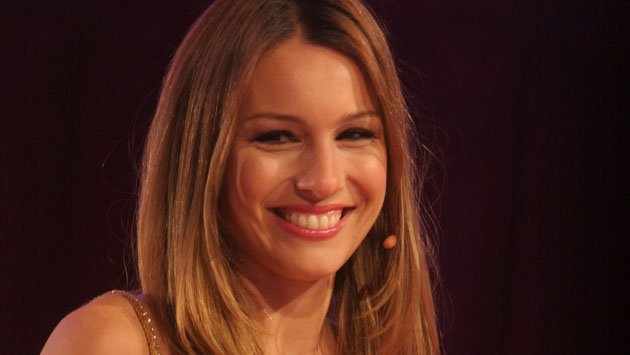 Pampita sorprende con despampanante figura tras su cuarto embarazo