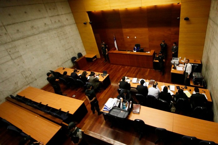 En prisión preventiva queda hombre que violó y embarazó a su hija de 13 años