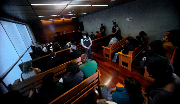 Furor causa en las redes sociales el 'Rap del tribunal' que crearon en Iquique