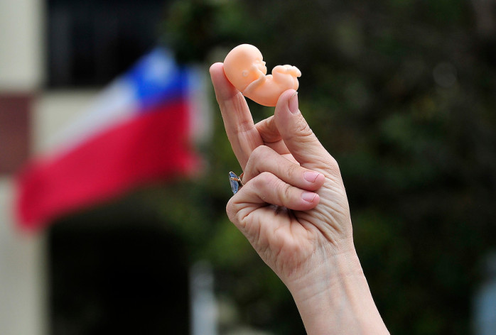 Campaña con impactantes imágenes sobre el aborto llega a Temuco