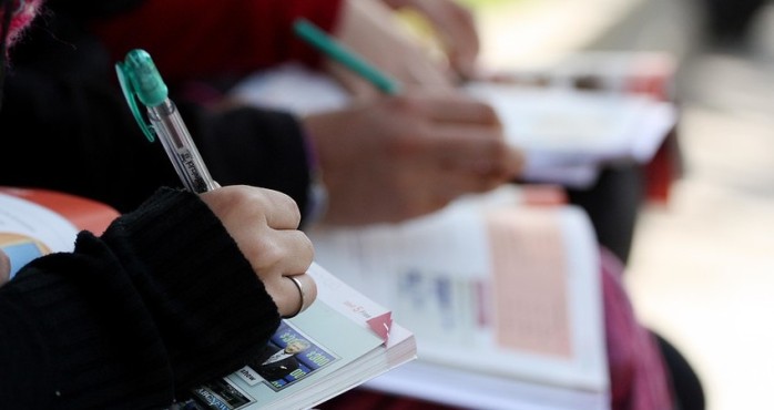 Atención mechones 2015: Comienza periodo de postulación a becas y créditos