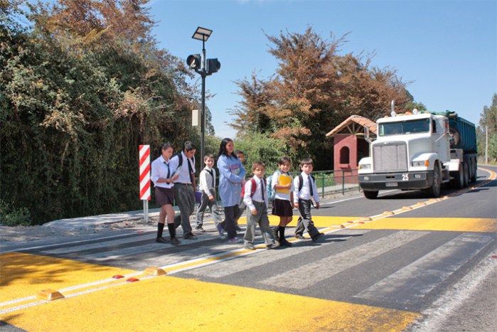 ¡Típico chileno!: Carcajadas desata señalización mal escrita en Curicó