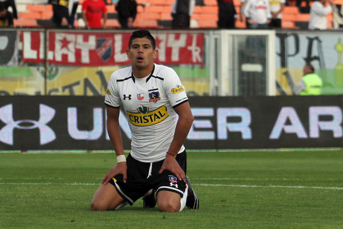 Crack de Colo Colo se compró y 'enchuló' auto a lo 'Transformers'