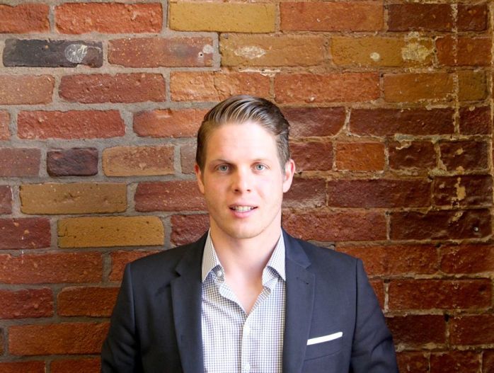 Joven ofrece viaje por el mundo gratis a mujer que se llame igual a su ex novia