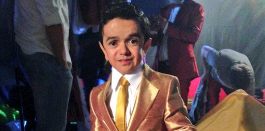 Mister Teletón: Crítican en Twitter el paso a la final de Miguelito