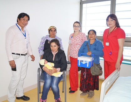 Hospital del sur de Chile le entrega placenta a joven madre mapuche