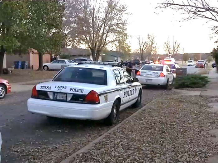 Niño de 3 años mata por error a su madre de un disparo: Halló pistola del hogar