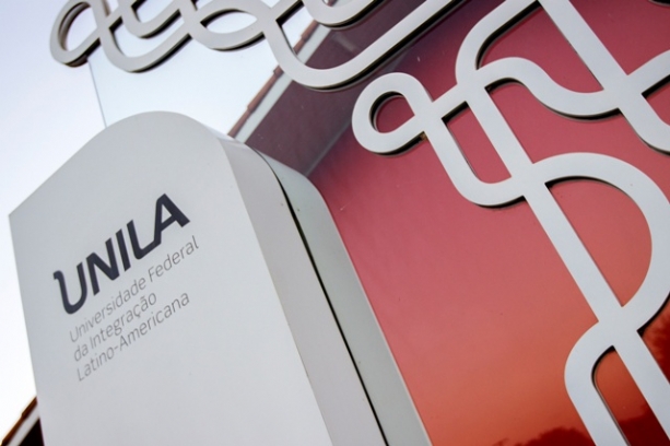 Brasil ofrece becas universitarias a estudiantes chilenos