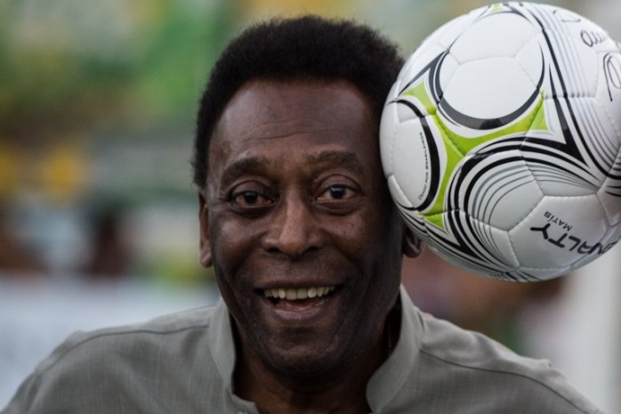 Pelé inmortal: Mejora su salud y sale de terapia intensiva