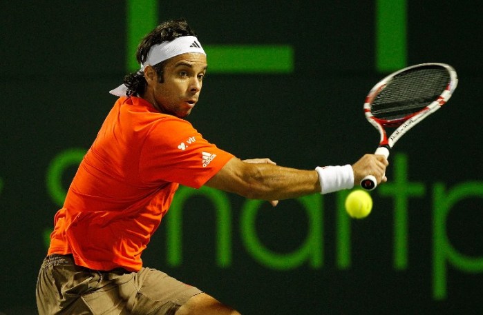 Feña González debutó con sólido triunfo en el tour de veteranos de Londres