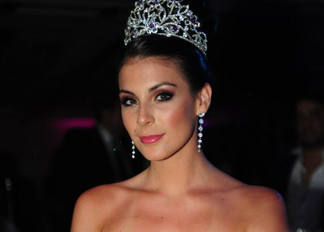 'Boloccazo' de ex Miss Chile se robó las miradas en los Copihue de Oro