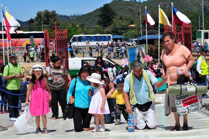 Cerca de un millón de personas llegó al Santuario de Lo Vásquez