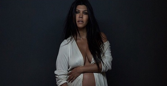 Revelan la portada en que Kourtney Kardashian aparece desnuda y embarazada