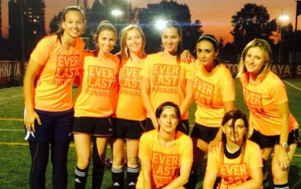 El alcohólico nombre del equipo de fútbol de las celebridades nacionales