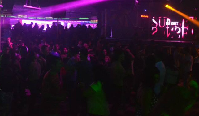 Nueva polémica en disco ariqueña: Mujer tiene sexo en vivo por 50 mil pesos