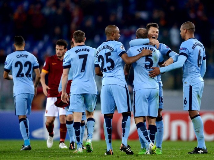 Manchester City de Manuel Pellegrini alcanzó la cima de la liga inglesa