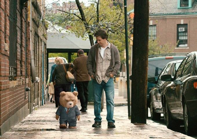¡Bizarro e hilarante!: Estrenan primer traíler oficial de 'Ted' 2