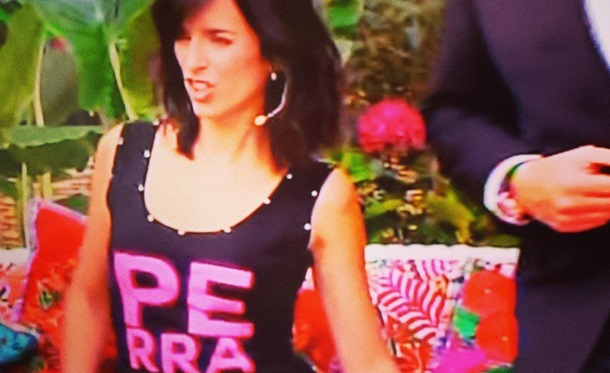 Esto cuestan las polémicas prendas de la colección de Sandy Boquita