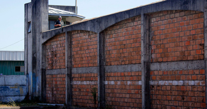 Cuatro gendarmes heridos tras ataque de internos del centro de menores de Coronel