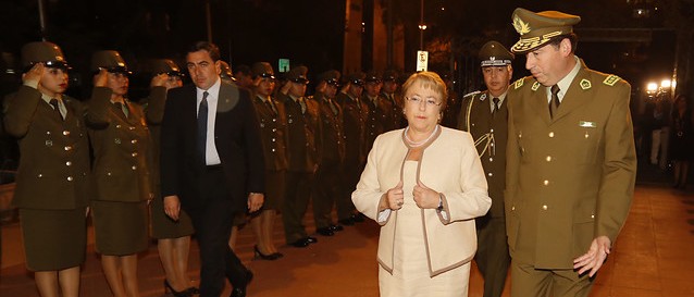 Carabineros muertos en Arica: Michelle Bachelet acude a responso fúnebre