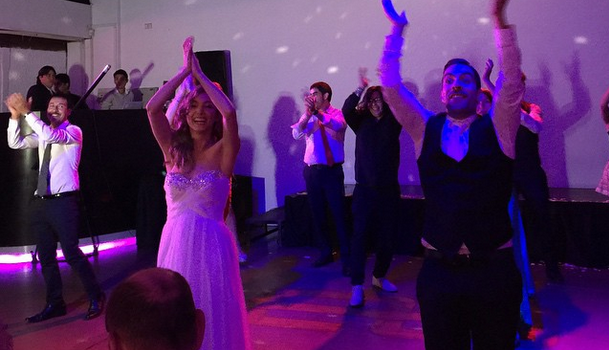 ¡Pisó el palito!: Ex 'Club de la Comedia' comparte fotos de su matrimonio