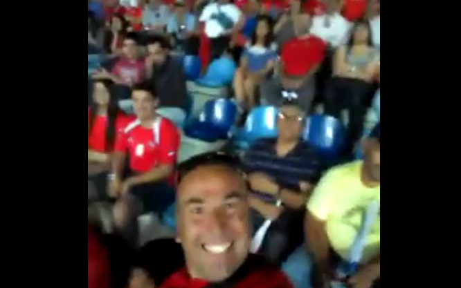 La brillante broma de un hincha chileno en el amistoso frente a los gringos