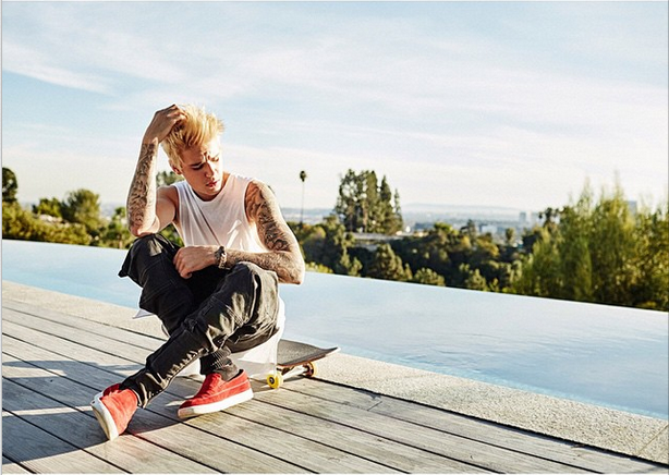 La foto que publicó Justin Bieber para desmentir uso de photoshop en campaña