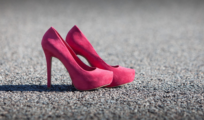 Carta de prostituta a la esposa de su cliente, la rompe en redes sociales