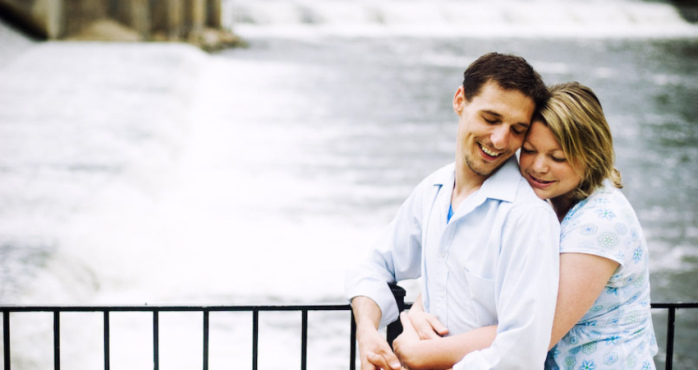 Los hombres son más enamoradizos que las mujeres, según peculiar encuesta