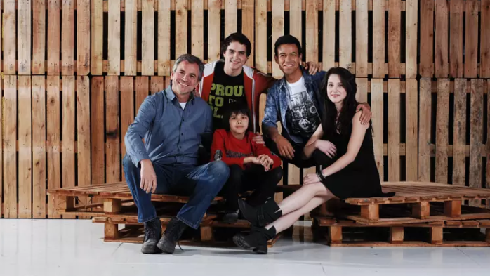 Conoce al actor de 'Pituca sin Lucas' que marca sus 'calugas' con CrossFit