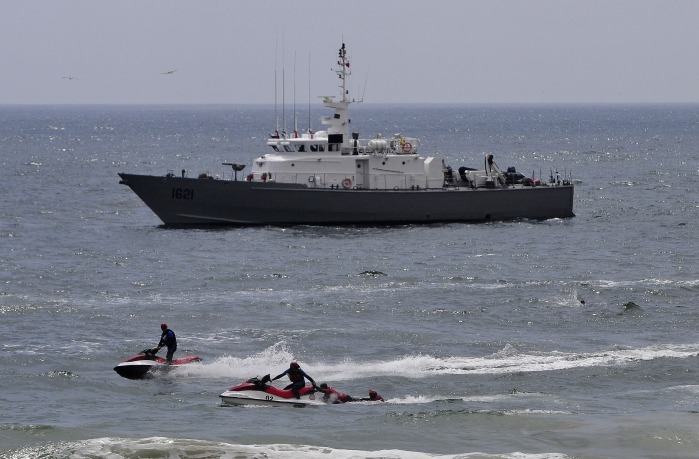 Marina rescata 120 personas de barco de turistas en costas de Puerto Montt