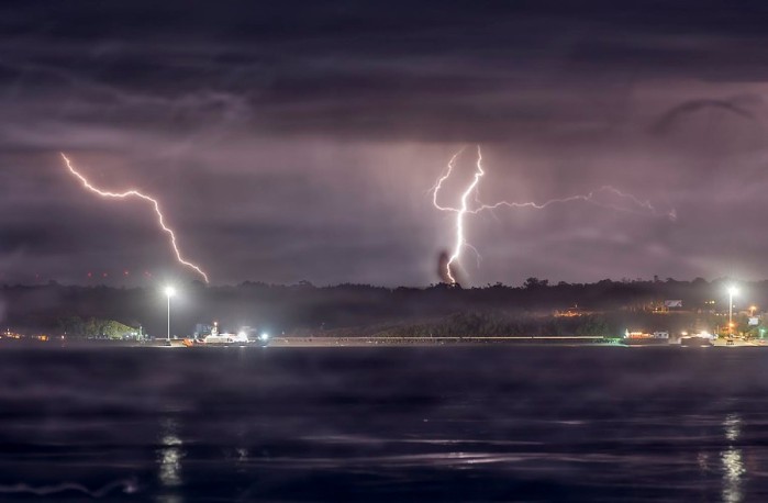 Las impactantes postales que dejó larga tormenta eléctrica en Puerto Montt