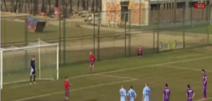 Por perder un penal jugador fue amenazado con una pistola en Serbia