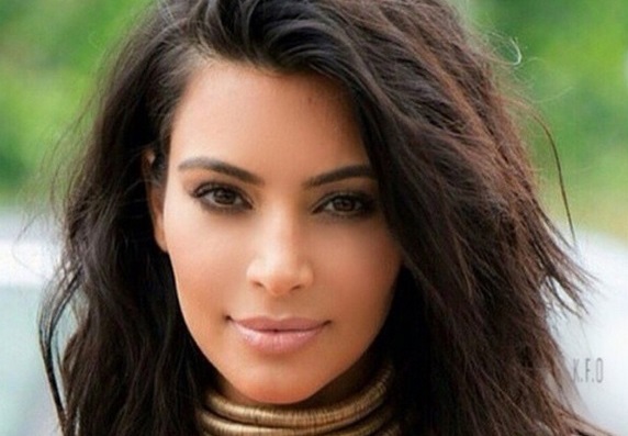 La controversial Kim Kardashian sorprende con foto sin maquillaje en Instagram
